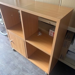 収納棚の画像