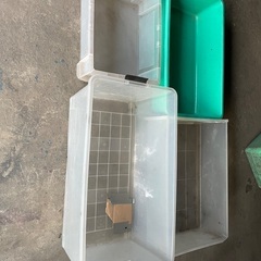 プラスチックケース4つセットの画像