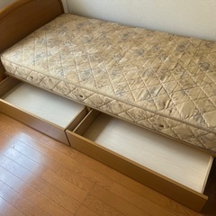 シングルベッドの画像