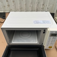 ヤマダ電機製2020年式電子レンジ　YMW-S17G1の画像