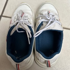 3中古ごともスニーカーの画像