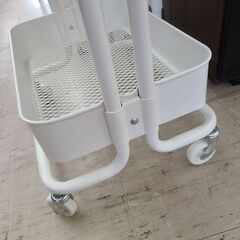 J1285【リユースのサカイ柏店】IKEA　イケア　キッチンワゴン　ホワイト　クリーニング済　の画像