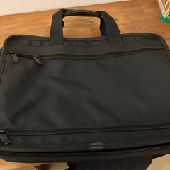 TUMI  トゥミ　ビジネスバッグの画像