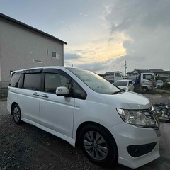 ステップ　ワゴン　スパーダ　8人乗り　車検ありの画像