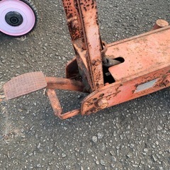 ガレージ3tジャッキの画像