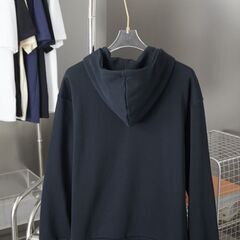 ルイ・ヴィトン ファレル × NIGO コラボレーション スウェットシャツの画像