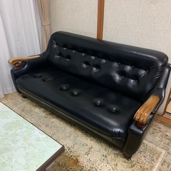 ソファ
の画像