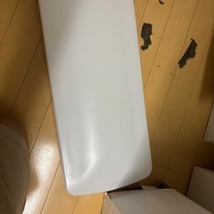 横長蛍光灯の画像