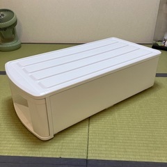 【8/25まで！】衣装ケース１個の画像