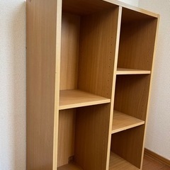 収納棚の画像
