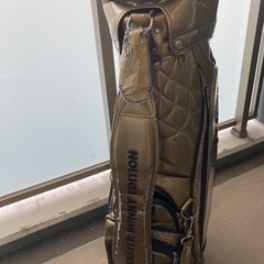 マスターバニーキャディバック　金の画像