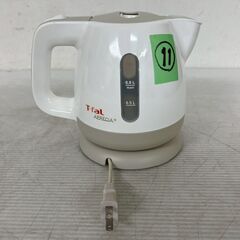 ティファール 電気ケトル BF805 0.8L 1250W 白色 動作確認済 電気湯沸器 T-fal APRECIA キッチン家電 湯沸かし 11 Y2079の画像