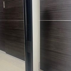 コイズミ KOIZUMI タワー型扇風機(ヒーター付き）の画像