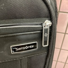 samsonite🔴キャリーバッグの画像