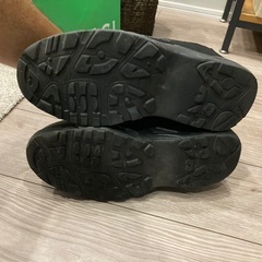ほぼ新品🔴ブランドスニーカー25.5センチの画像