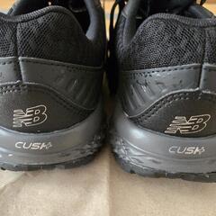 【新品】New Balance MT620 GT 25.5cm Dの画像