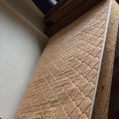 double bed & Mattress の画像
