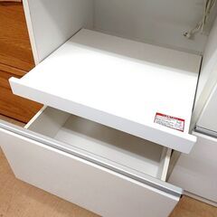 ニトリ キッチンボード フルート 120 食器棚 吸湿素材の画像