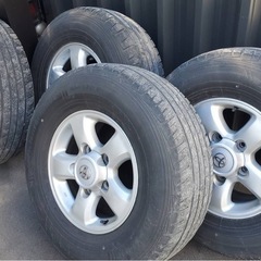 🉐ランドクルーザーUZJ100 純正アルミホイール　8j +60　5穴PCD150275/70-R16の画像