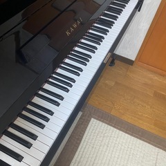KAWAI ピアノ(専用椅子付)の画像