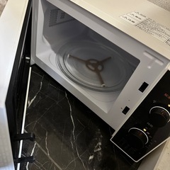【8/16-21 自宅前受取限定】電子レンジの画像