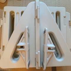 【商談中です】日本育児　ベビーゲート　キッズパーテーション　説明書付の画像