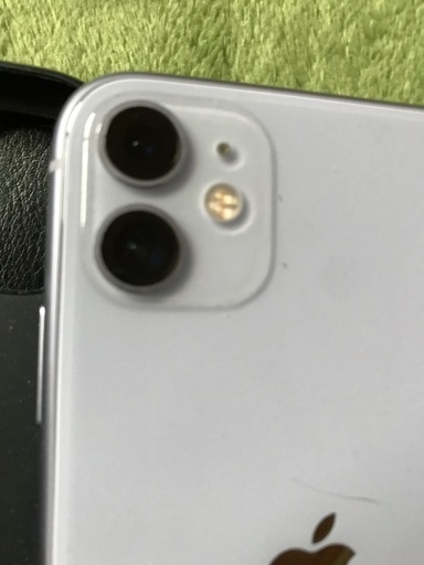 iPhone 11不具合なし。画面もきれい。傷なし。