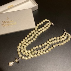vivienne westwood3連パールネックレスの画像