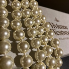 vivienne westwood3連パールネックレスの画像