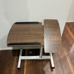 可動式テーブルの画像