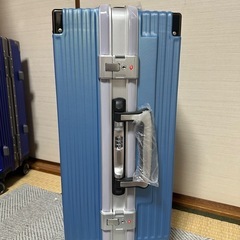 スーツケース　
の画像