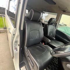 日産セレナ用シートカバーの画像