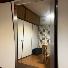 鏡の画像