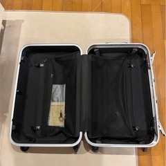 【中古品】傷あり・キャリーケースの画像