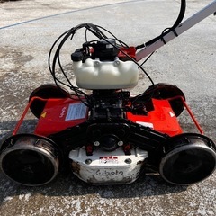 スイング式法面草刈機 KalMax GC-K503 の画像