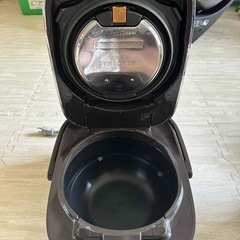 炊飯器の画像