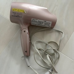 【現状品】パナソニック　EH-CNA96 
ドライヤーの画像