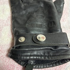 バイクレザーグローブcreamsoda
の画像