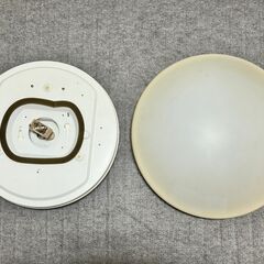 〈取引終了〉 52. 【中古】小型シーリングライト（30形）と 吊下式照明（30形×32形） 通常使用可能の画像