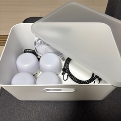 車中泊セット　リビング　ポータブル電源の画像