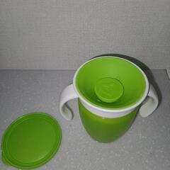 munchkin マンチキン ハンドル付きミラクルカップ グリーンの画像