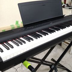 電子ピアノ YAMAHA ヤマハ P-125B(スタンド/ペダル付) 2021製 動作品の画像