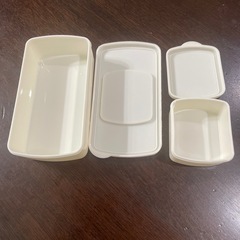 パトカーお弁当箱の画像