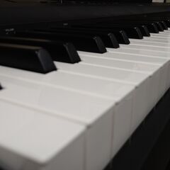 電子ピアノ YAMAHA ヤマハ P-125B(スタンド/ペダル付) 2021製 動作品の画像