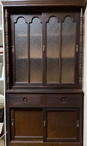 アンティーク 重厚な本棚(古い物です)