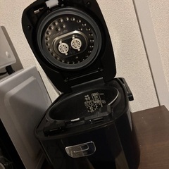 炊飯器　アイリスオーヤマの画像
