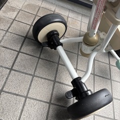 手押し 三輪車 幼児用自転車 プーさんの画像