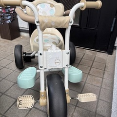 手押し 三輪車 幼児用自転車 プーさんの画像