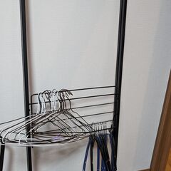 物干しラックの画像