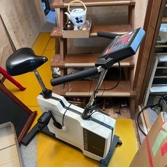 コンビ　エアロバイク　EX80 combi ジムマシンスペック　使用身長140㎝以上の画像